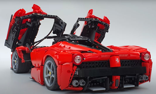Mô Hình TECHNIC CaDA Master La Ferrari C61505W Viva Hypercar Ferrari tỉ lệ 1:8 4739 PCS